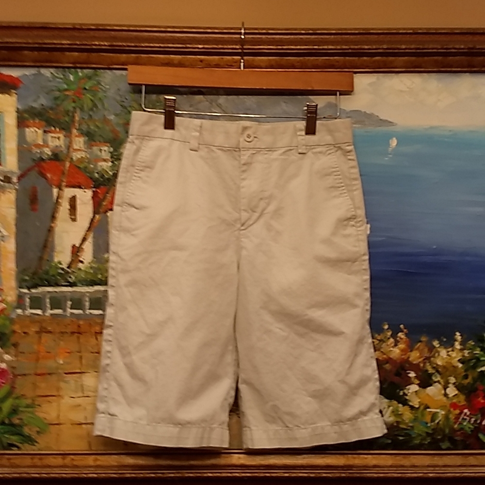 Vineyard Vine sz 14 boys cream Khaki Chino shorts